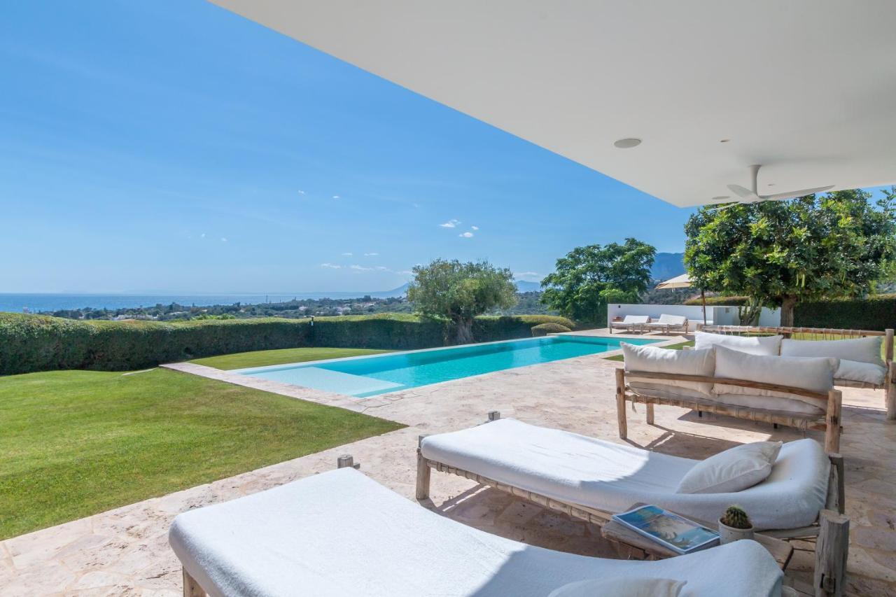 Villa Alegria *